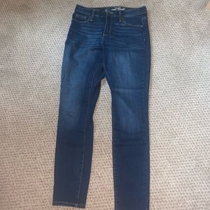 Dark wash skinny jeans